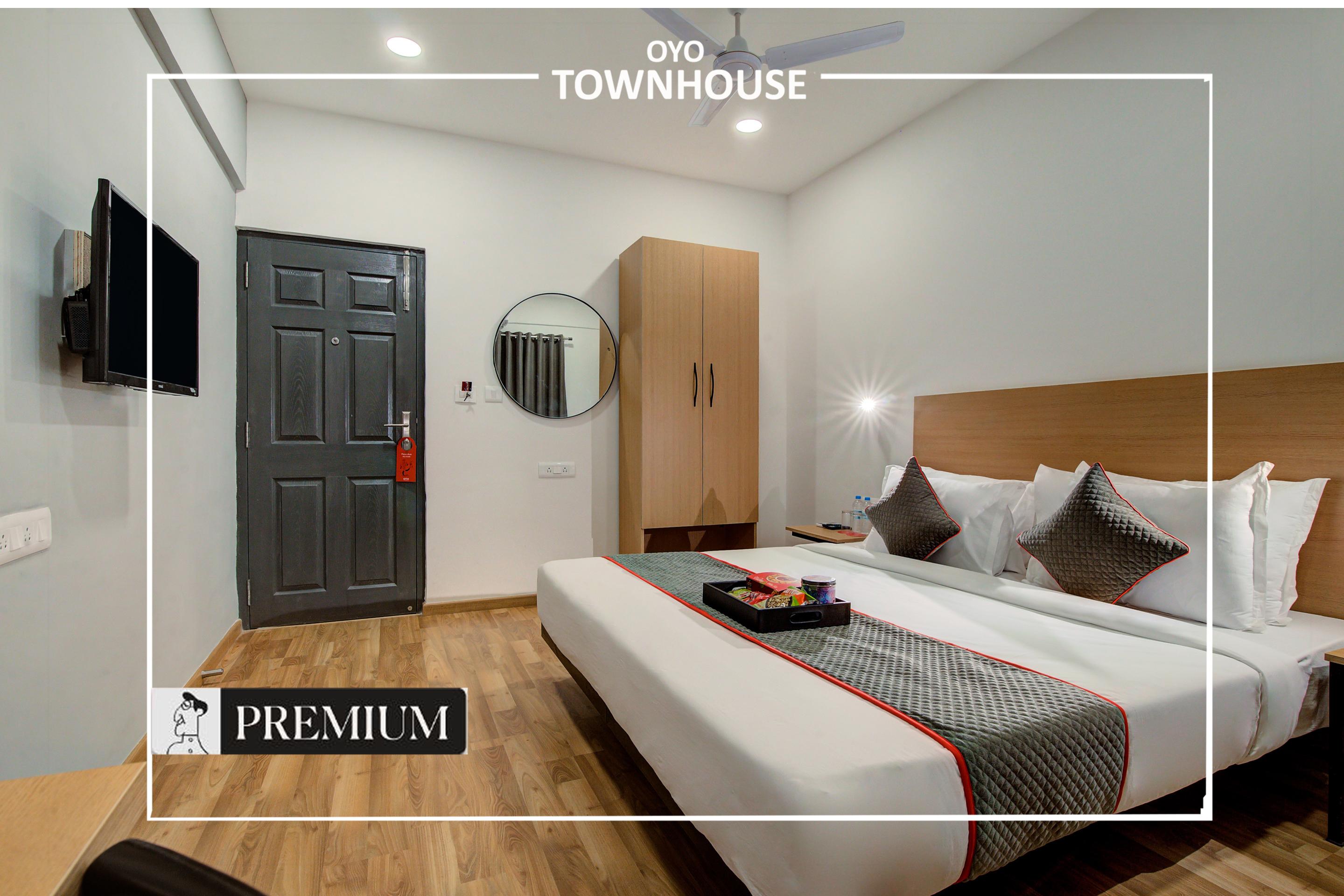 Hotel Townhouse 076 Hebbal à Bangalore Extérieur photo