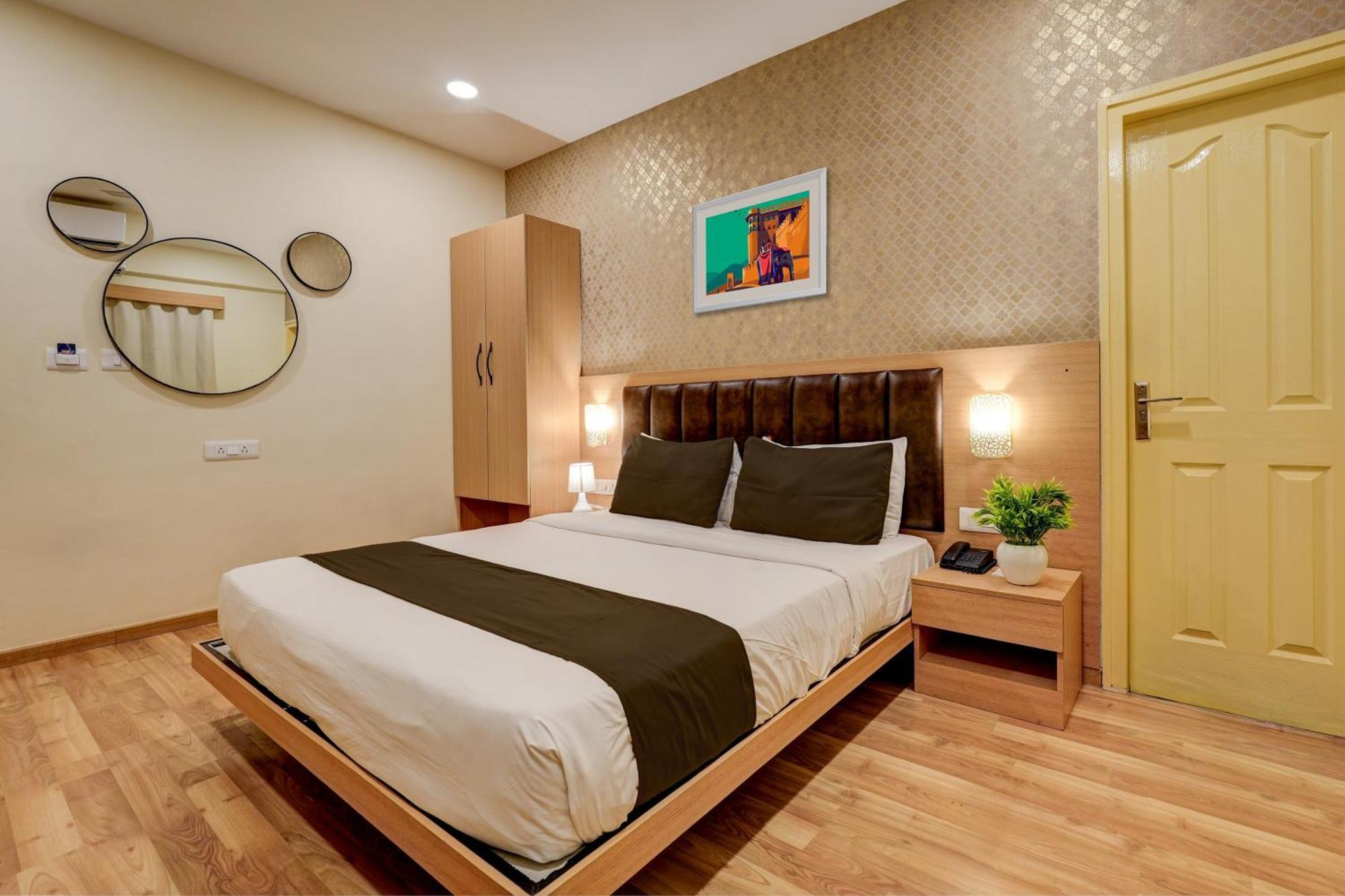 Hotel Townhouse 076 Hebbal à Bangalore Extérieur photo