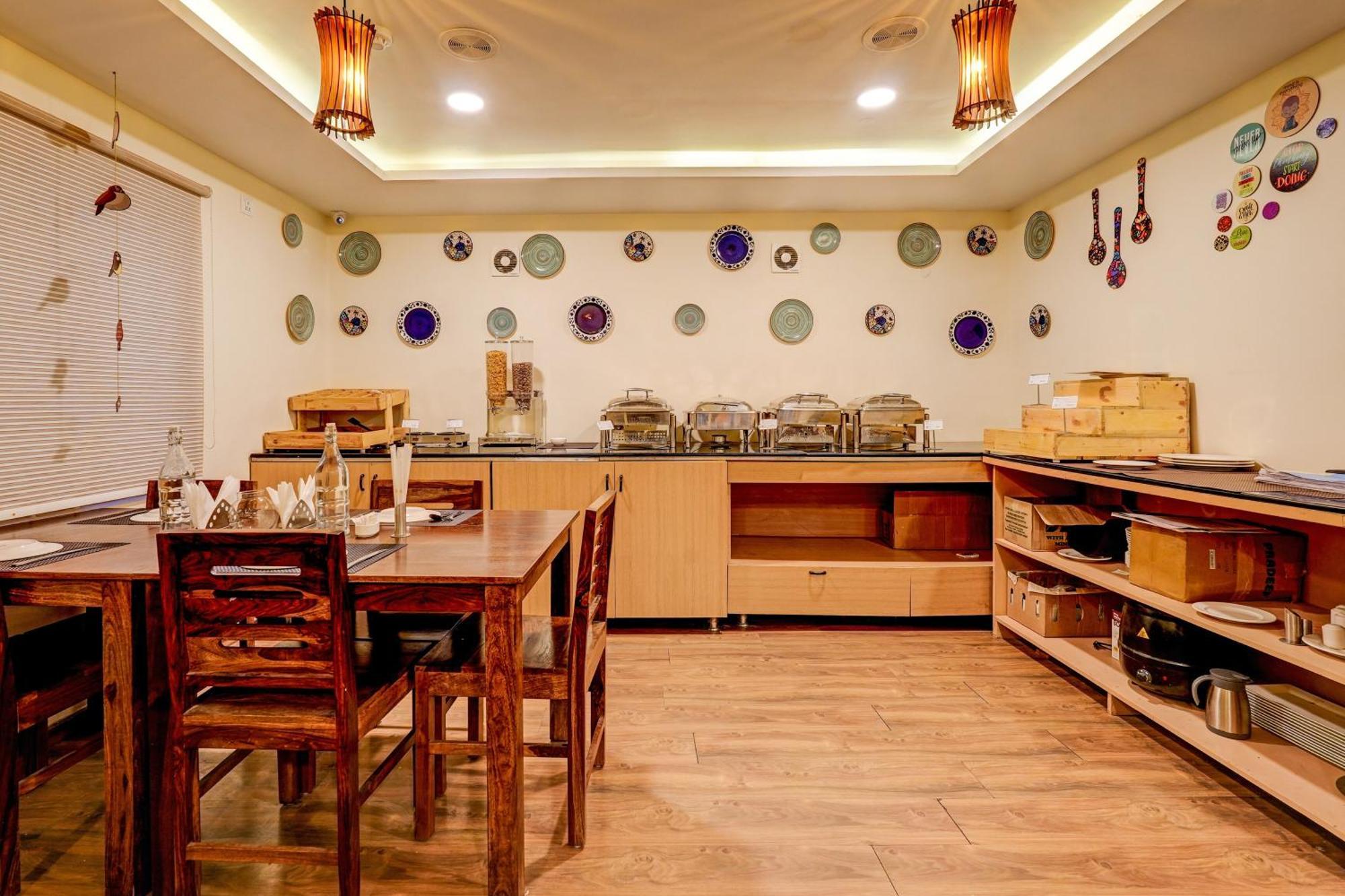 Hotel Townhouse 076 Hebbal à Bangalore Extérieur photo