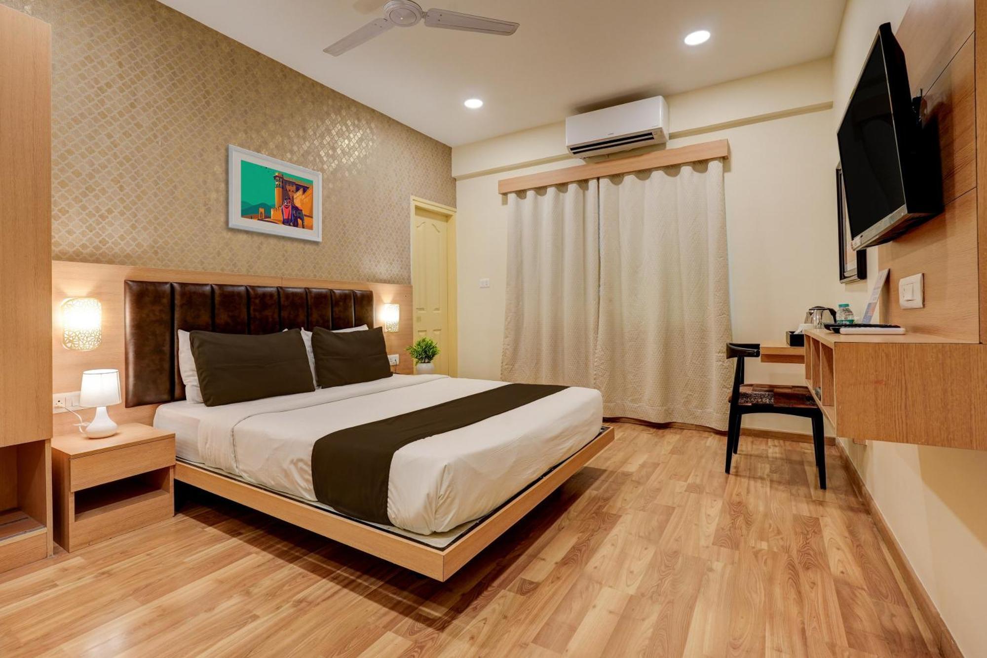 Hotel Townhouse 076 Hebbal à Bangalore Extérieur photo