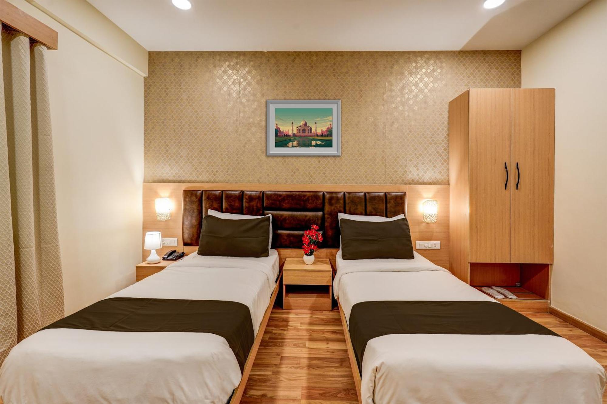 Hotel Townhouse 076 Hebbal à Bangalore Extérieur photo