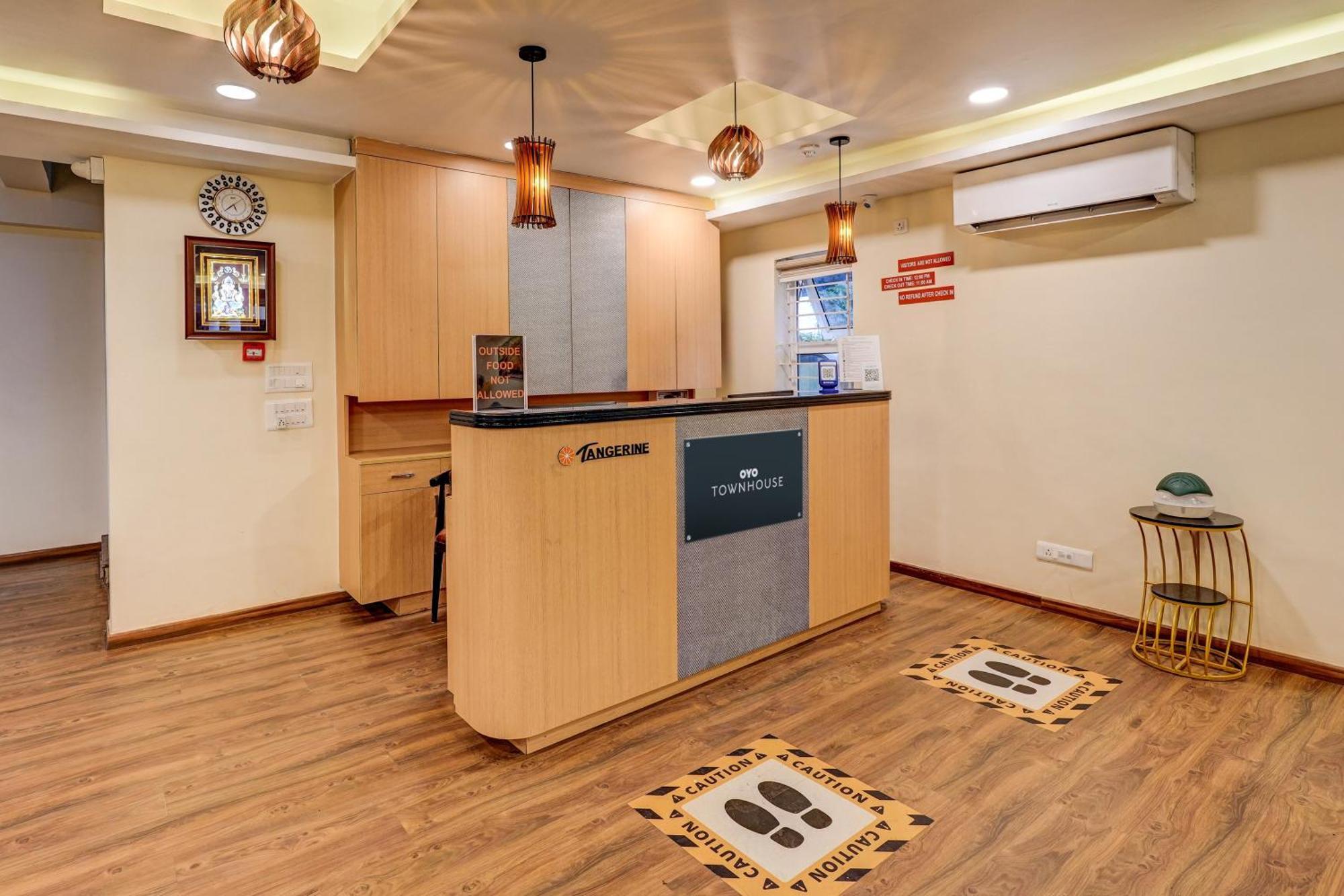 Hotel Townhouse 076 Hebbal à Bangalore Extérieur photo